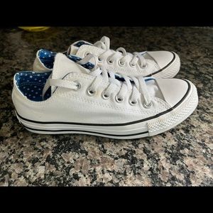 Converse white tennis shoes